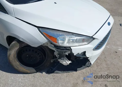 2017 Ford Focus S из США, поврежденный, VIN 1FADP3E27HL247413